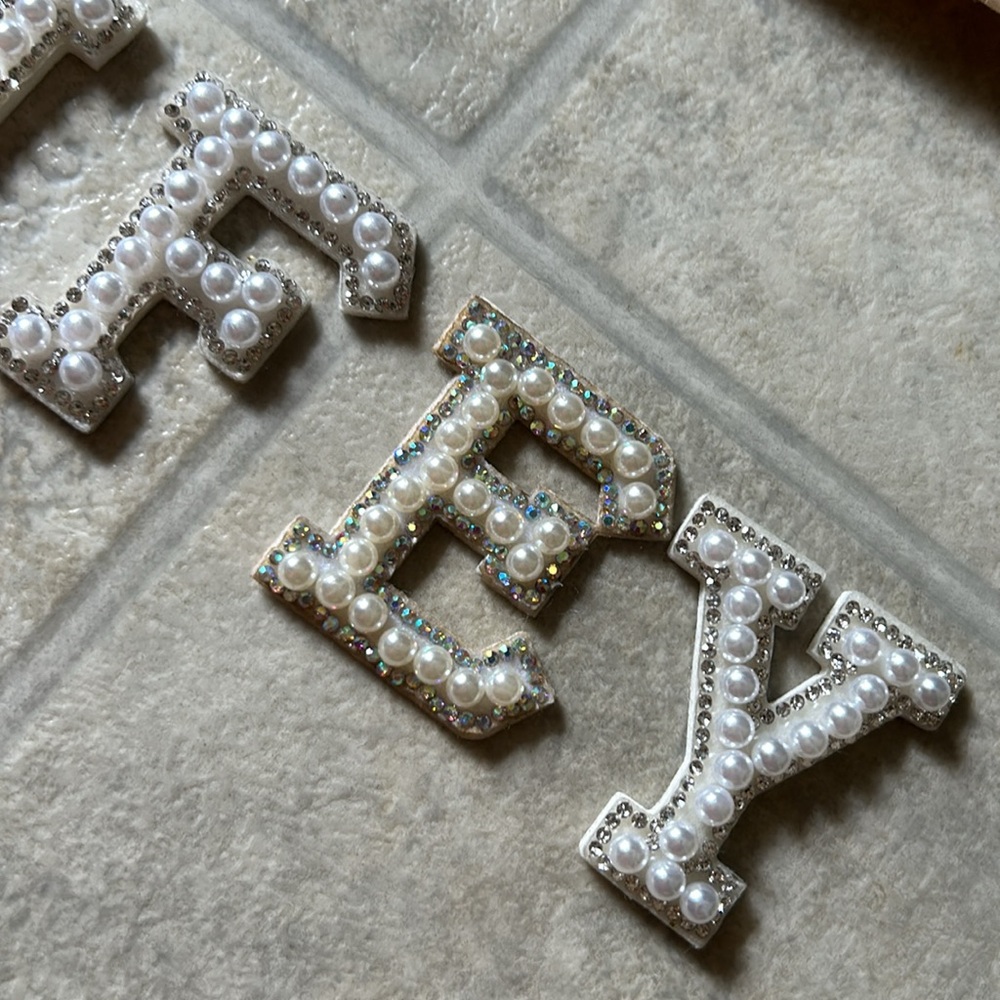 Pearl Adhesive Letters -WIFEY - Picture 3 of 6